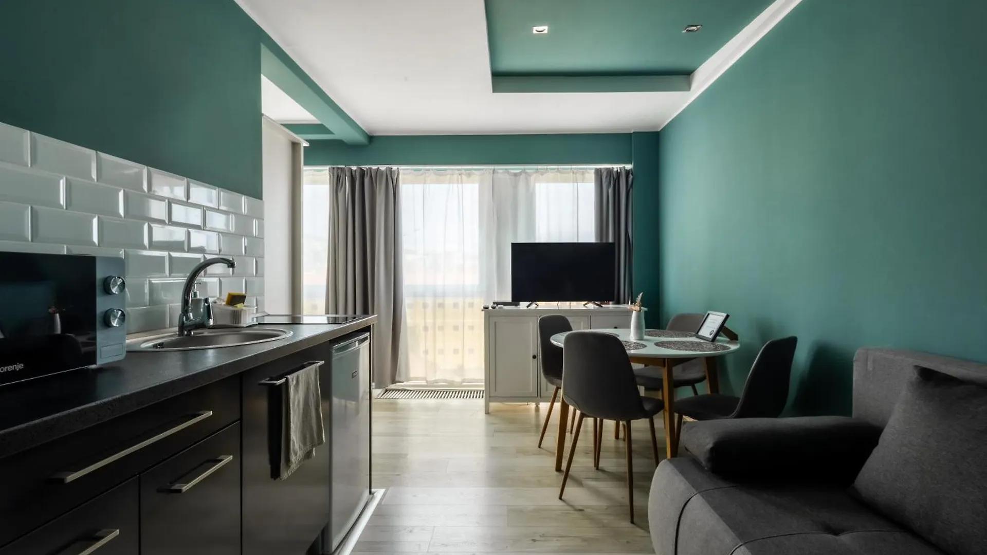 Hellowine Apartman Eger
